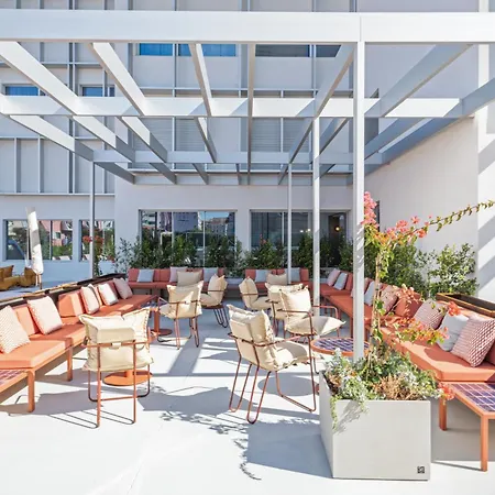 Otel Acta Moa
