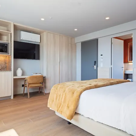 فندق Acta Moa 4*